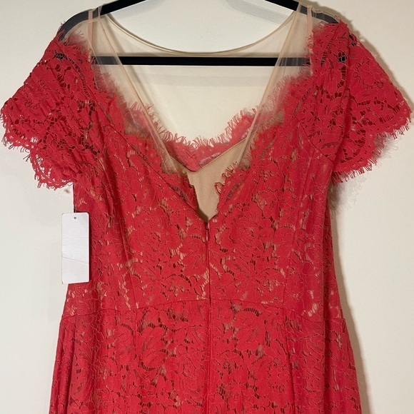 RENE RUIZ COLLECTION NWT Illusion Lace Sheath Gown Coral Size 14 - Picture 6 of 11